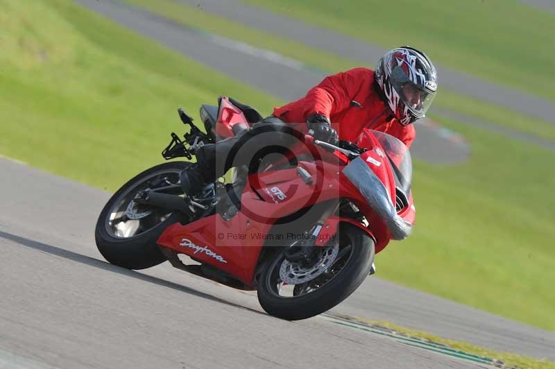 Motorcycle action photographs;anglesey circuit;anglesey trackday photographs;event digital images;eventdigitalimages;no limits trackday;oulton park circuit cheshire;peter wileman photography;trackday;trackday digital images;trackday photos;ty croes circuit wales