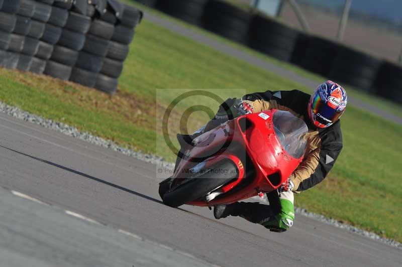 Motorcycle action photographs;anglesey circuit;anglesey trackday photographs;event digital images;eventdigitalimages;no limits trackday;oulton park circuit cheshire;peter wileman photography;trackday;trackday digital images;trackday photos;ty croes circuit wales
