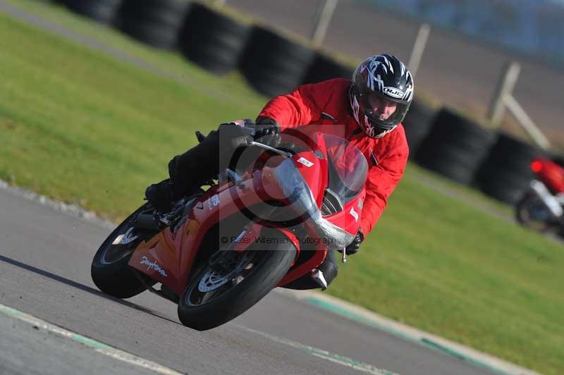Motorcycle action photographs;anglesey circuit;anglesey trackday photographs;event digital images;eventdigitalimages;no limits trackday;oulton park circuit cheshire;peter wileman photography;trackday;trackday digital images;trackday photos;ty croes circuit wales