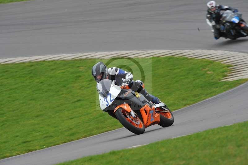 Motorcycle action photographs;anglesey circuit;anglesey trackday photographs;event digital images;eventdigitalimages;no limits trackday;oulton park circuit cheshire;peter wileman photography;trackday;trackday digital images;trackday photos;ty croes circuit wales