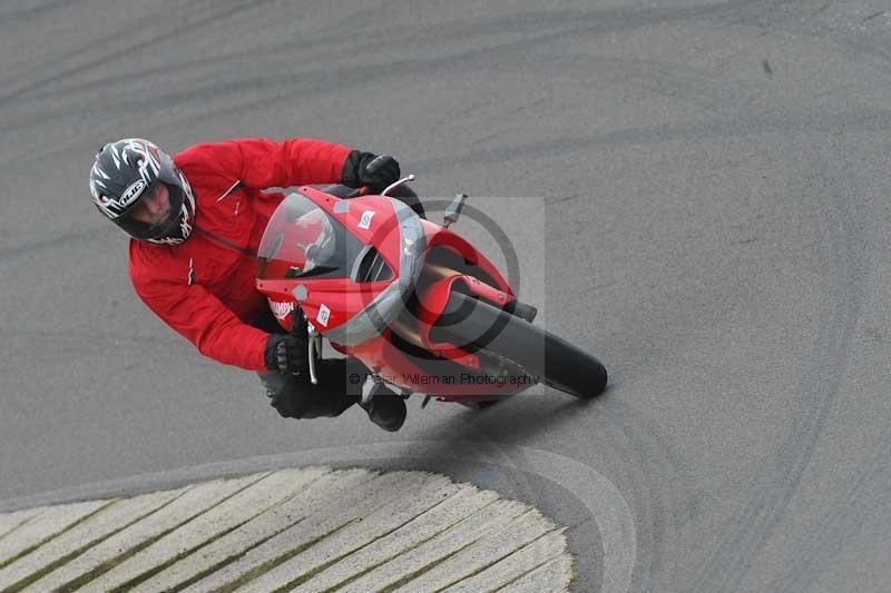 Motorcycle action photographs;anglesey circuit;anglesey trackday photographs;event digital images;eventdigitalimages;no limits trackday;oulton park circuit cheshire;peter wileman photography;trackday;trackday digital images;trackday photos;ty croes circuit wales