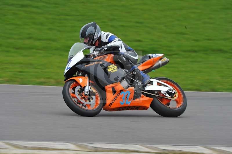 Motorcycle action photographs;anglesey circuit;anglesey trackday photographs;event digital images;eventdigitalimages;no limits trackday;oulton park circuit cheshire;peter wileman photography;trackday;trackday digital images;trackday photos;ty croes circuit wales