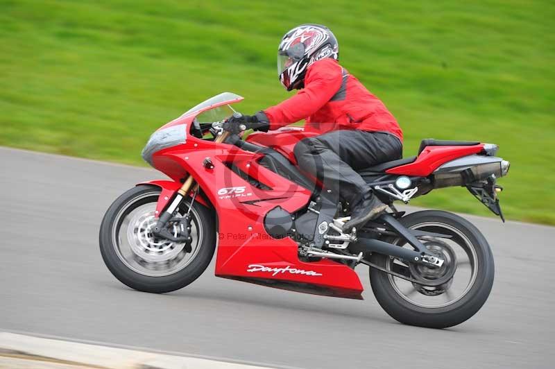 Motorcycle action photographs;anglesey circuit;anglesey trackday photographs;event digital images;eventdigitalimages;no limits trackday;oulton park circuit cheshire;peter wileman photography;trackday;trackday digital images;trackday photos;ty croes circuit wales