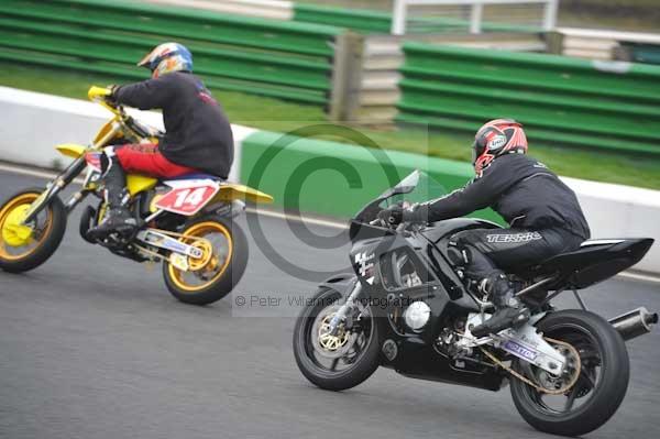 anglesey;brands hatch;cadwell park;croft;donington park;enduro digital images;event digital images;eventdigitalimages;mallory;no limits;oulton park;peter wileman photography;racing digital images;silverstone;snetterton;trackday digital images;trackday photos;vmcc banbury run;welsh 2 day enduro