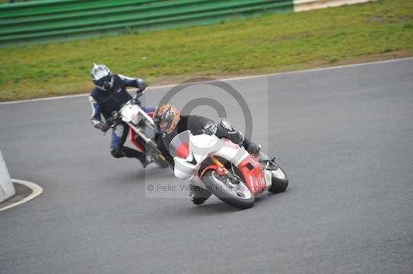 anglesey;brands hatch;cadwell park;croft;donington park;enduro digital images;event digital images;eventdigitalimages;mallory;no limits;oulton park;peter wileman photography;racing digital images;silverstone;snetterton;trackday digital images;trackday photos;vmcc banbury run;welsh 2 day enduro