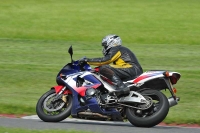 cadwell-park;cadwell-park-photographs;cadwell-trackday-photographs;enduro-digital-images;event-digital-images;eventdigitalimages;hopp-rider-training;peter-wileman-photography;racing-digital-images;trackday-digital-images;trackday-photos