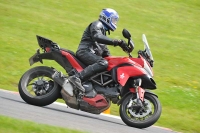 cadwell-park;cadwell-park-photographs;cadwell-trackday-photographs;enduro-digital-images;event-digital-images;eventdigitalimages;hopp-rider-training;peter-wileman-photography;racing-digital-images;trackday-digital-images;trackday-photos