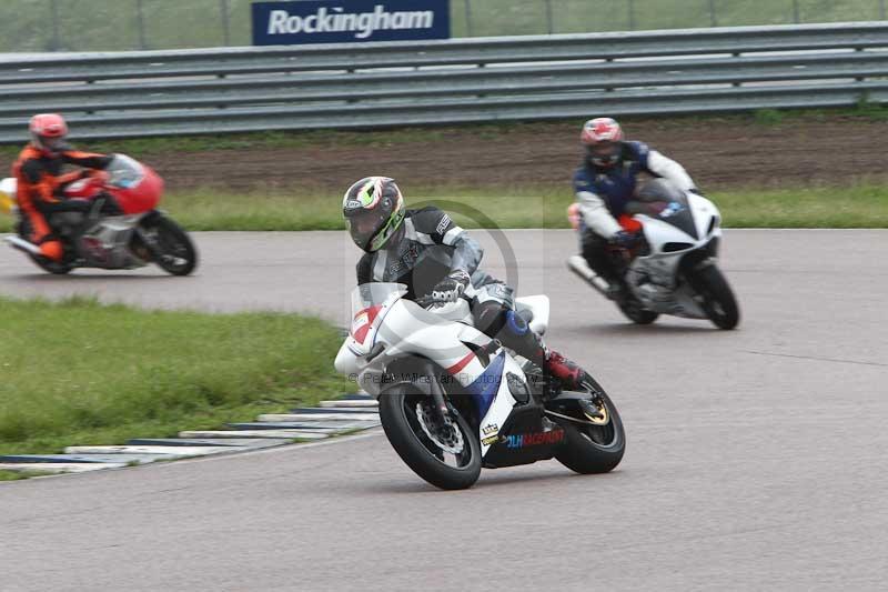 Rockingham no limits trackday;enduro digital images;event digital images;eventdigitalimages;no limits trackdays;peter wileman photography;racing digital images;rockingham raceway northamptonshire;rockingham trackday photographs;trackday digital images;trackday photos