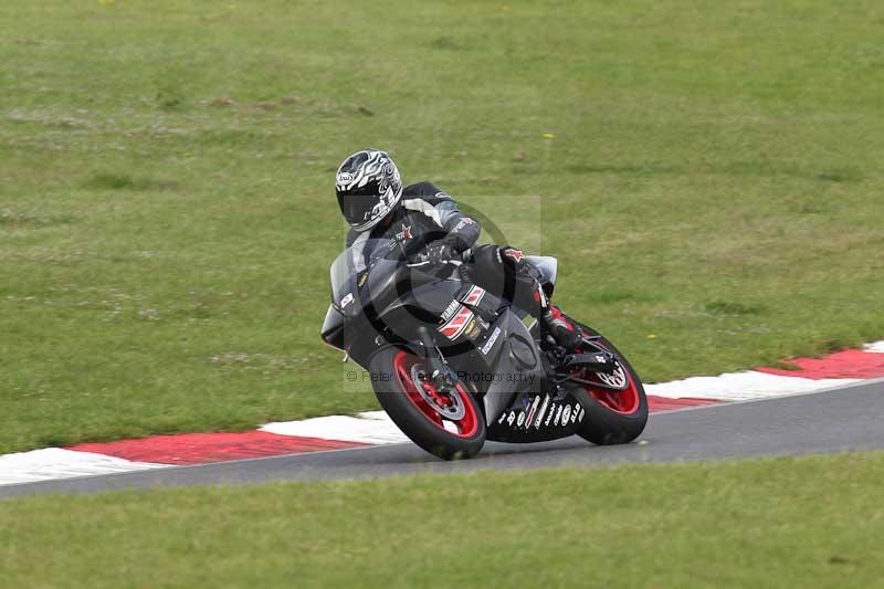 Motorcycle action photographs;Trackday digital images;event digital images;eventdigitalimages;no limits trackday;peter wileman photography;snetterton;snetterton circuit norfolk;snetterton photographs;trackday;trackday photos