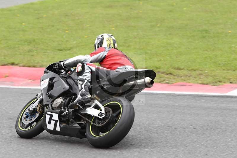 Motorcycle action photographs;Trackday digital images;event digital images;eventdigitalimages;no limits trackday;peter wileman photography;snetterton;snetterton circuit norfolk;snetterton photographs;trackday;trackday photos