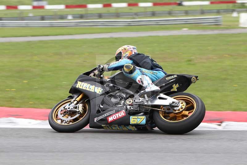 Motorcycle action photographs;Trackday digital images;event digital images;eventdigitalimages;no limits trackday;peter wileman photography;snetterton;snetterton circuit norfolk;snetterton photographs;trackday;trackday photos