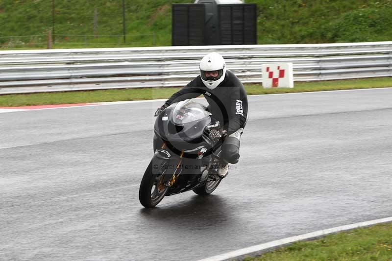 Motorcycle action photographs;Trackday digital images;event digital images;eventdigitalimages;no limits trackday;peter wileman photography;snetterton;snetterton circuit norfolk;snetterton photographs;trackday;trackday photos