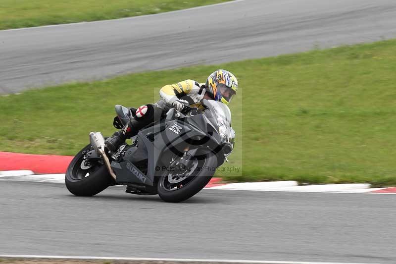 Motorcycle action photographs;Trackday digital images;event digital images;eventdigitalimages;no limits trackday;peter wileman photography;snetterton;snetterton circuit norfolk;snetterton photographs;trackday;trackday photos