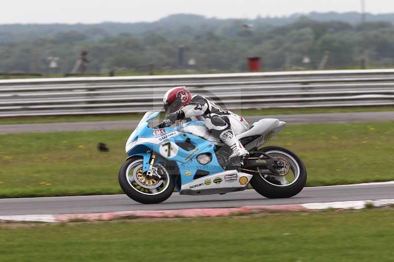 Motorcycle action photographs;Trackday digital images;event digital images;eventdigitalimages;no limits trackday;peter wileman photography;snetterton;snetterton circuit norfolk;snetterton photographs;trackday;trackday photos
