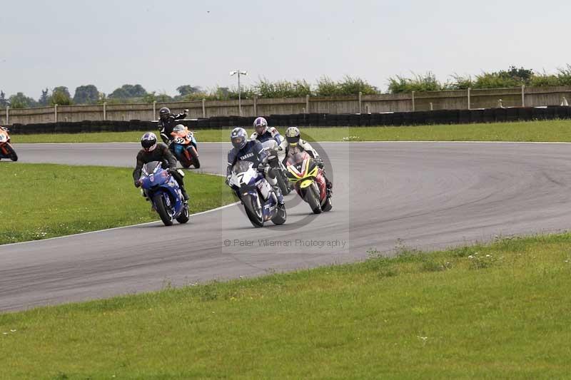 Motorcycle action photographs;Trackday digital images;event digital images;eventdigitalimages;no limits trackday;peter wileman photography;snetterton;snetterton circuit norfolk;snetterton photographs;trackday;trackday photos