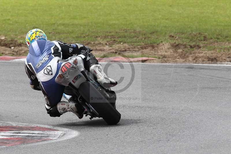 Motorcycle action photographs;Trackday digital images;event digital images;eventdigitalimages;no limits trackday;peter wileman photography;snetterton;snetterton circuit norfolk;snetterton photographs;trackday;trackday photos