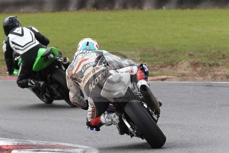 Motorcycle action photographs;Trackday digital images;event digital images;eventdigitalimages;no limits trackday;peter wileman photography;snetterton;snetterton circuit norfolk;snetterton photographs;trackday;trackday photos