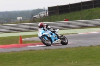 Motorcycle-action-photographs;Trackday-digital-images;event-digital-images;eventdigitalimages;no-limits-trackday;peter-wileman-photography;snetterton;snetterton-circuit-norfolk;snetterton-photographs;trackday;trackday-photos