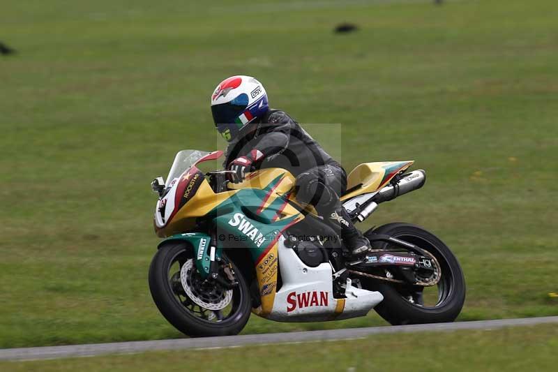 Motorcycle action photographs;Trackday digital images;event digital images;eventdigitalimages;no limits trackday;peter wileman photography;snetterton;snetterton circuit norfolk;snetterton photographs;trackday;trackday photos