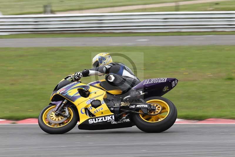 Motorcycle action photographs;Trackday digital images;event digital images;eventdigitalimages;no limits trackday;peter wileman photography;snetterton;snetterton circuit norfolk;snetterton photographs;trackday;trackday photos