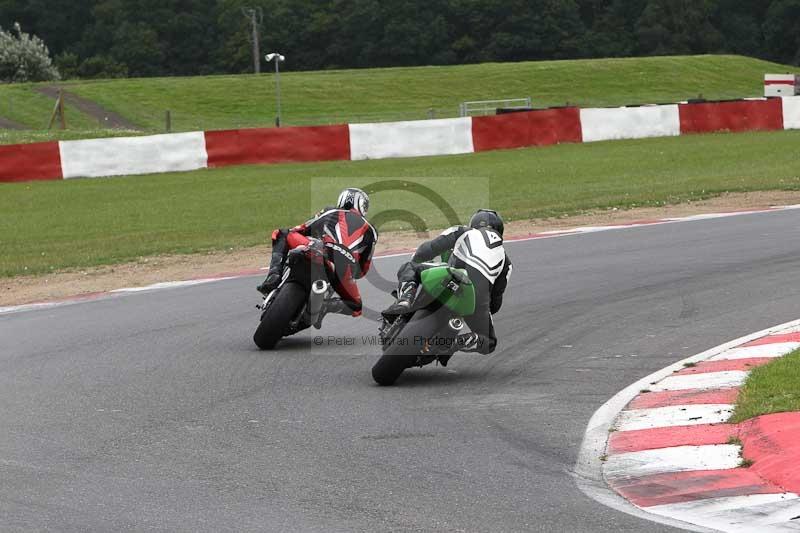 Motorcycle action photographs;Trackday digital images;event digital images;eventdigitalimages;no limits trackday;peter wileman photography;snetterton;snetterton circuit norfolk;snetterton photographs;trackday;trackday photos