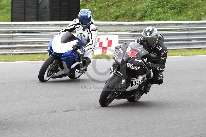 Motorcycle action photographs;Trackday digital images;event digital images;eventdigitalimages;no limits trackday;peter wileman photography;snetterton;snetterton circuit norfolk;snetterton photographs;trackday;trackday photos