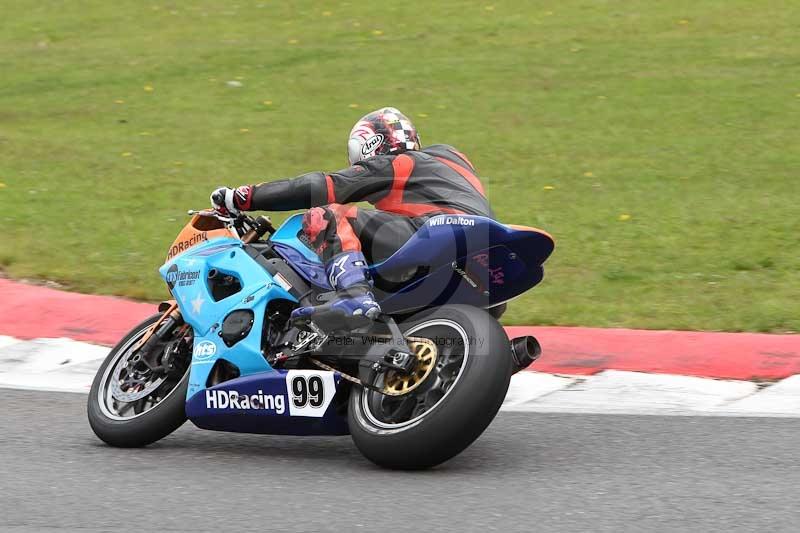Motorcycle action photographs;Trackday digital images;event digital images;eventdigitalimages;no limits trackday;peter wileman photography;snetterton;snetterton circuit norfolk;snetterton photographs;trackday;trackday photos