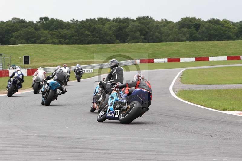 Motorcycle action photographs;Trackday digital images;event digital images;eventdigitalimages;no limits trackday;peter wileman photography;snetterton;snetterton circuit norfolk;snetterton photographs;trackday;trackday photos
