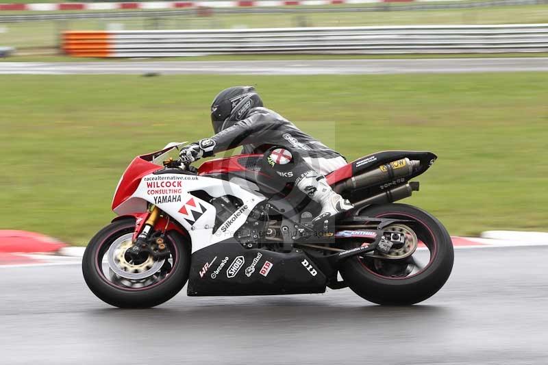 Motorcycle action photographs;Trackday digital images;event digital images;eventdigitalimages;no limits trackday;peter wileman photography;snetterton;snetterton circuit norfolk;snetterton photographs;trackday;trackday photos