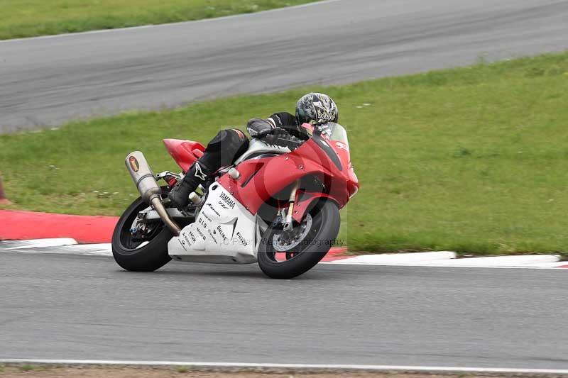 Motorcycle action photographs;Trackday digital images;event digital images;eventdigitalimages;no limits trackday;peter wileman photography;snetterton;snetterton circuit norfolk;snetterton photographs;trackday;trackday photos