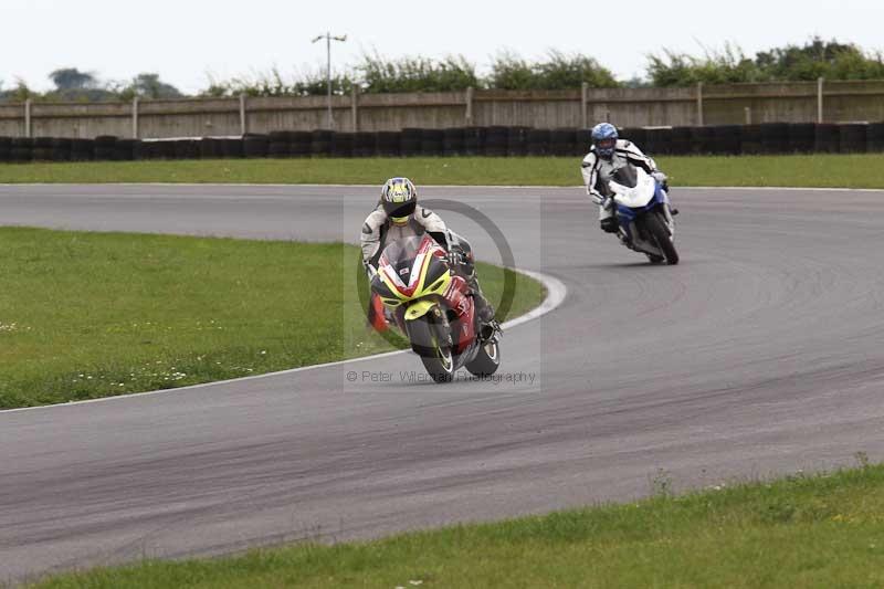 Motorcycle action photographs;Trackday digital images;event digital images;eventdigitalimages;no limits trackday;peter wileman photography;snetterton;snetterton circuit norfolk;snetterton photographs;trackday;trackday photos