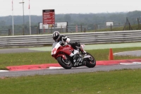 Motorcycle-action-photographs;Trackday-digital-images;event-digital-images;eventdigitalimages;no-limits-trackday;peter-wileman-photography;snetterton;snetterton-circuit-norfolk;snetterton-photographs;trackday;trackday-photos