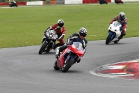 Motorcycle-action-photographs;Trackday-digital-images;event-digital-images;eventdigitalimages;no-limits-trackday;peter-wileman-photography;snetterton;snetterton-circuit-norfolk;snetterton-photographs;trackday;trackday-photos