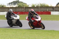 Motorcycle-action-photographs;Trackday-digital-images;event-digital-images;eventdigitalimages;no-limits-trackday;peter-wileman-photography;snetterton;snetterton-circuit-norfolk;snetterton-photographs;trackday;trackday-photos