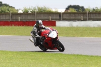 Motorcycle-action-photographs;Trackday-digital-images;event-digital-images;eventdigitalimages;no-limits-trackday;peter-wileman-photography;snetterton;snetterton-circuit-norfolk;snetterton-photographs;trackday;trackday-photos
