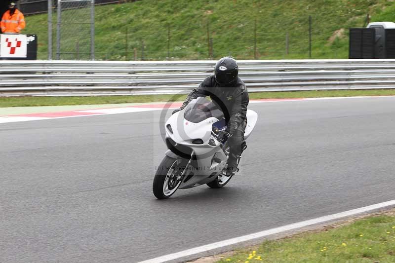 Motorcycle action photographs;Trackday digital images;event digital images;eventdigitalimages;no limits trackday;peter wileman photography;snetterton;snetterton circuit norfolk;snetterton photographs;trackday;trackday photos