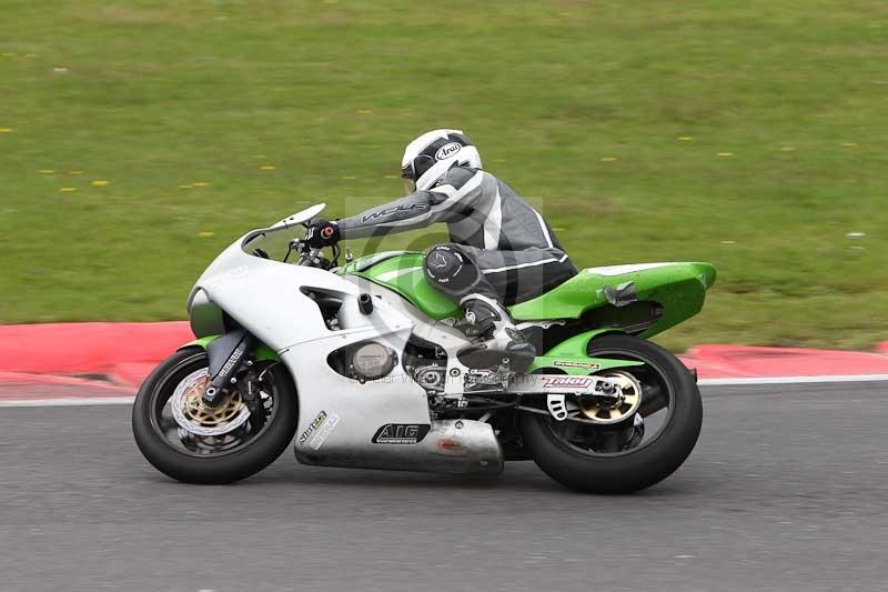 Motorcycle action photographs;Trackday digital images;event digital images;eventdigitalimages;no limits trackday;peter wileman photography;snetterton;snetterton circuit norfolk;snetterton photographs;trackday;trackday photos