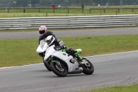 Motorcycle-action-photographs;Trackday-digital-images;event-digital-images;eventdigitalimages;no-limits-trackday;peter-wileman-photography;snetterton;snetterton-circuit-norfolk;snetterton-photographs;trackday;trackday-photos