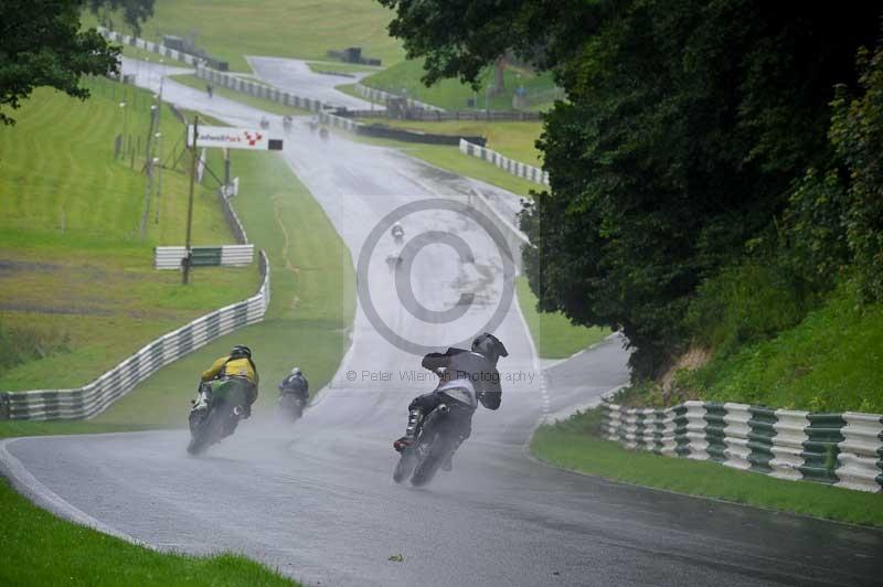 Motorcycle action photographs;Trackday digital images;cadwell;cadwell park photographs;event digital images;eventdigitalimages;motor racing louth lincolnshire;no limits trackdays;peter wileman photography;trackday;trackday photos