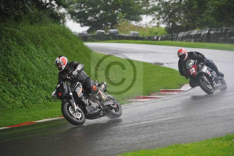 Motorcycle action photographs;Trackday digital images;cadwell;cadwell park photographs;event digital images;eventdigitalimages;motor racing louth lincolnshire;no limits trackdays;peter wileman photography;trackday;trackday photos