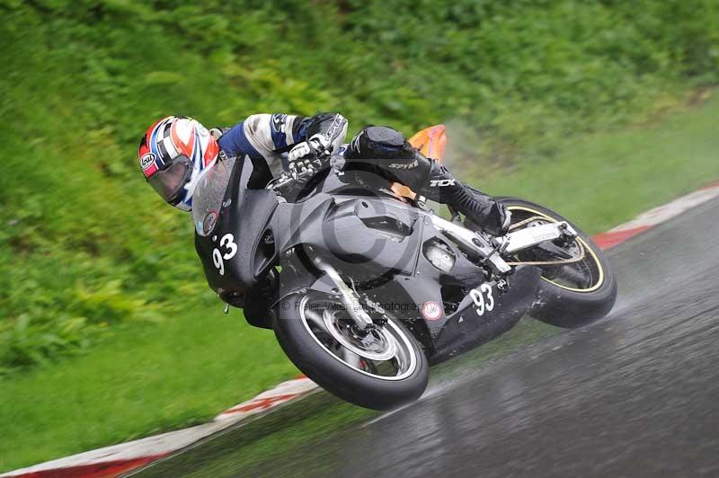 Motorcycle action photographs;Trackday digital images;cadwell;cadwell park photographs;event digital images;eventdigitalimages;motor racing louth lincolnshire;no limits trackdays;peter wileman photography;trackday;trackday photos