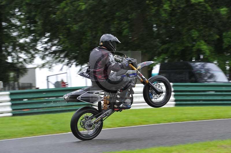 Motorcycle action photographs;Trackday digital images;cadwell;cadwell park photographs;event digital images;eventdigitalimages;motor racing louth lincolnshire;no limits trackdays;peter wileman photography;trackday;trackday photos