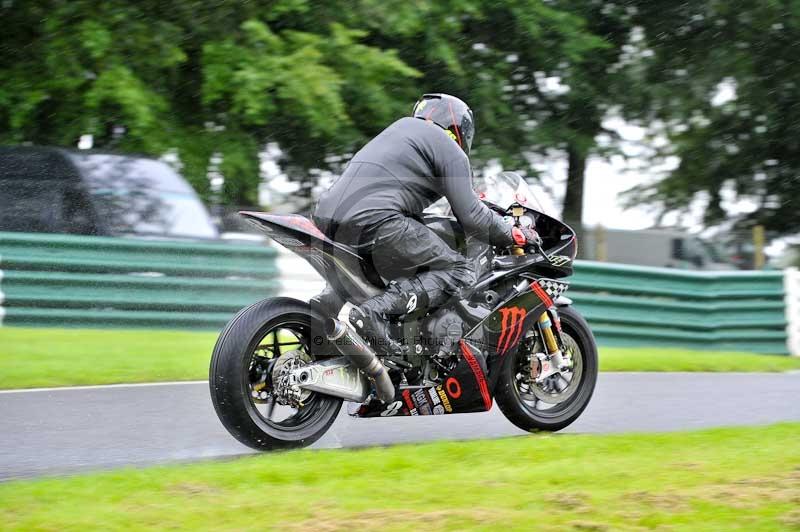 Motorcycle action photographs;Trackday digital images;cadwell;cadwell park photographs;event digital images;eventdigitalimages;motor racing louth lincolnshire;no limits trackdays;peter wileman photography;trackday;trackday photos
