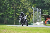 Motorcycle-action-photographs;Trackday-digital-images;cadwell;cadwell-park-photographs;event-digital-images;eventdigitalimages;motor-racing-louth-lincolnshire;no-limits-trackdays;peter-wileman-photography;trackday;trackday-photos