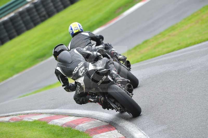 Motorcycle action photographs;Trackday digital images;cadwell;cadwell park photographs;event digital images;eventdigitalimages;motor racing louth lincolnshire;no limits trackdays;peter wileman photography;trackday;trackday photos
