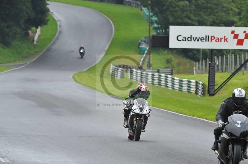 Motorcycle action photographs;Trackday digital images;cadwell;cadwell park photographs;event digital images;eventdigitalimages;motor racing louth lincolnshire;no limits trackdays;peter wileman photography;trackday;trackday photos