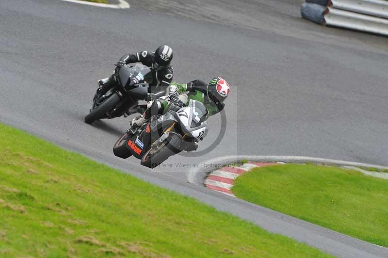 Motorcycle action photographs;Trackday digital images;cadwell;cadwell park photographs;event digital images;eventdigitalimages;motor racing louth lincolnshire;no limits trackdays;peter wileman photography;trackday;trackday photos