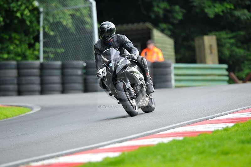 Motorcycle action photographs;Trackday digital images;cadwell;cadwell park photographs;event digital images;eventdigitalimages;motor racing louth lincolnshire;no limits trackdays;peter wileman photography;trackday;trackday photos