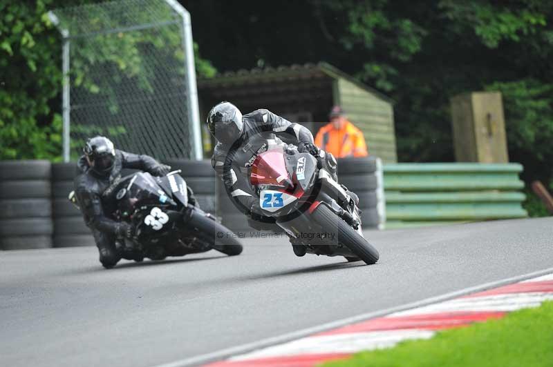 Motorcycle action photographs;Trackday digital images;cadwell;cadwell park photographs;event digital images;eventdigitalimages;motor racing louth lincolnshire;no limits trackdays;peter wileman photography;trackday;trackday photos