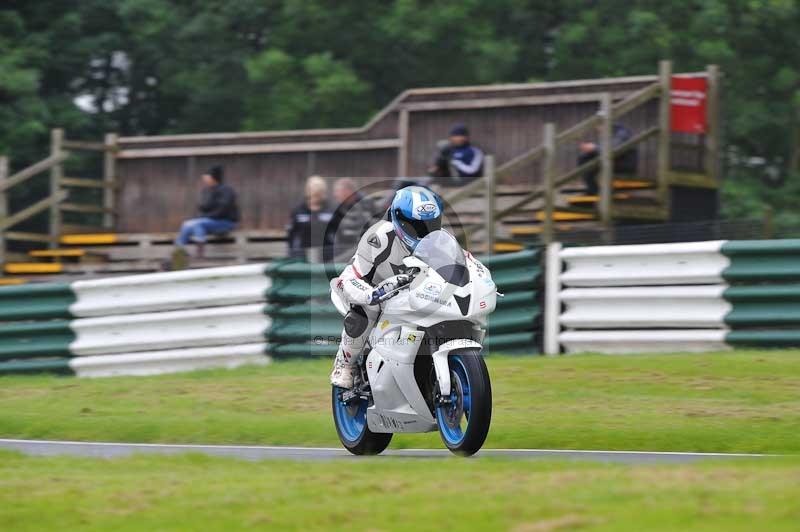 Motorcycle action photographs;Trackday digital images;cadwell;cadwell park photographs;event digital images;eventdigitalimages;motor racing louth lincolnshire;no limits trackdays;peter wileman photography;trackday;trackday photos